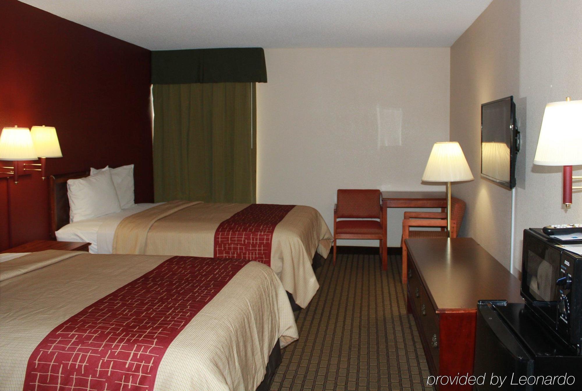 Rodeway Inn Expo Center Спартанберг Экстерьер фото