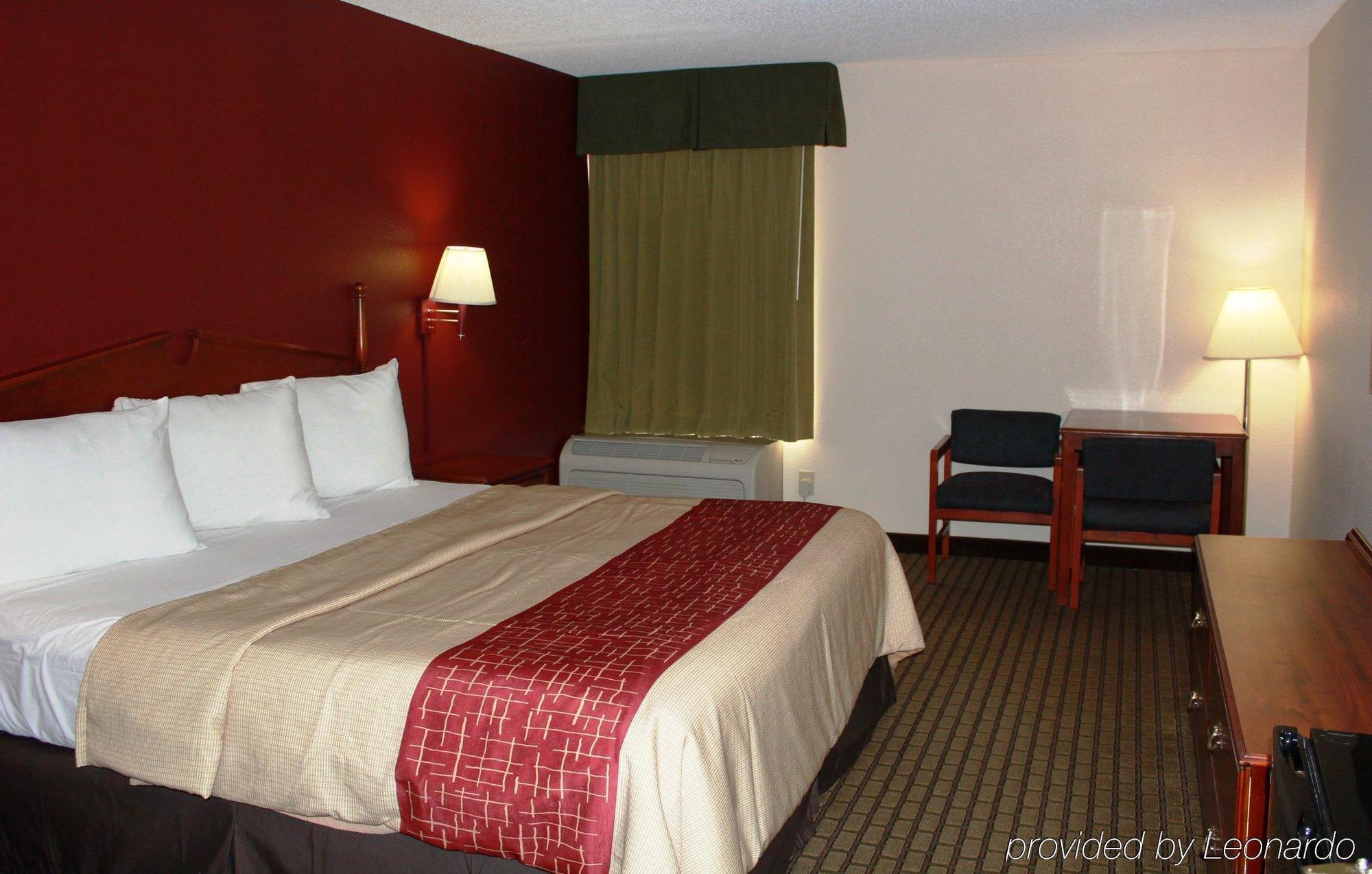 Rodeway Inn Expo Center Спартанберг Экстерьер фото