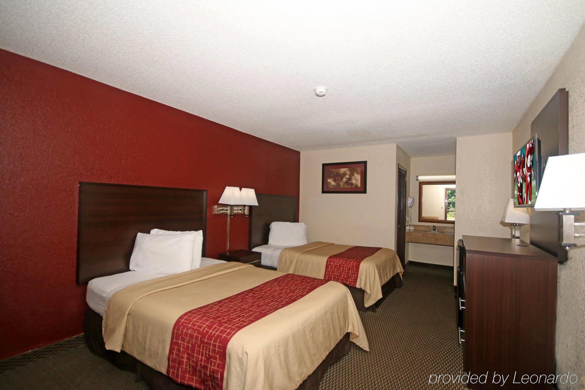Rodeway Inn Expo Center Спартанберг Экстерьер фото