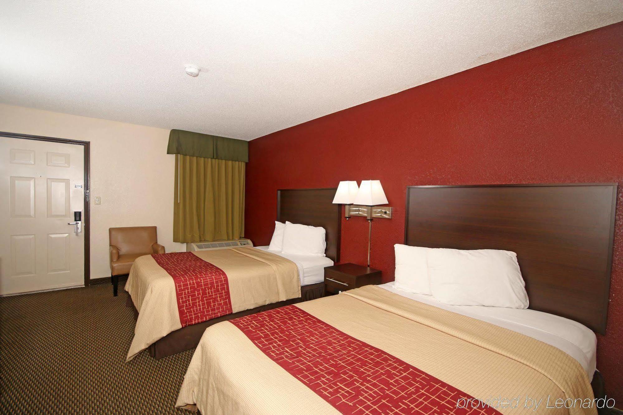 Rodeway Inn Expo Center Спартанберг Экстерьер фото
